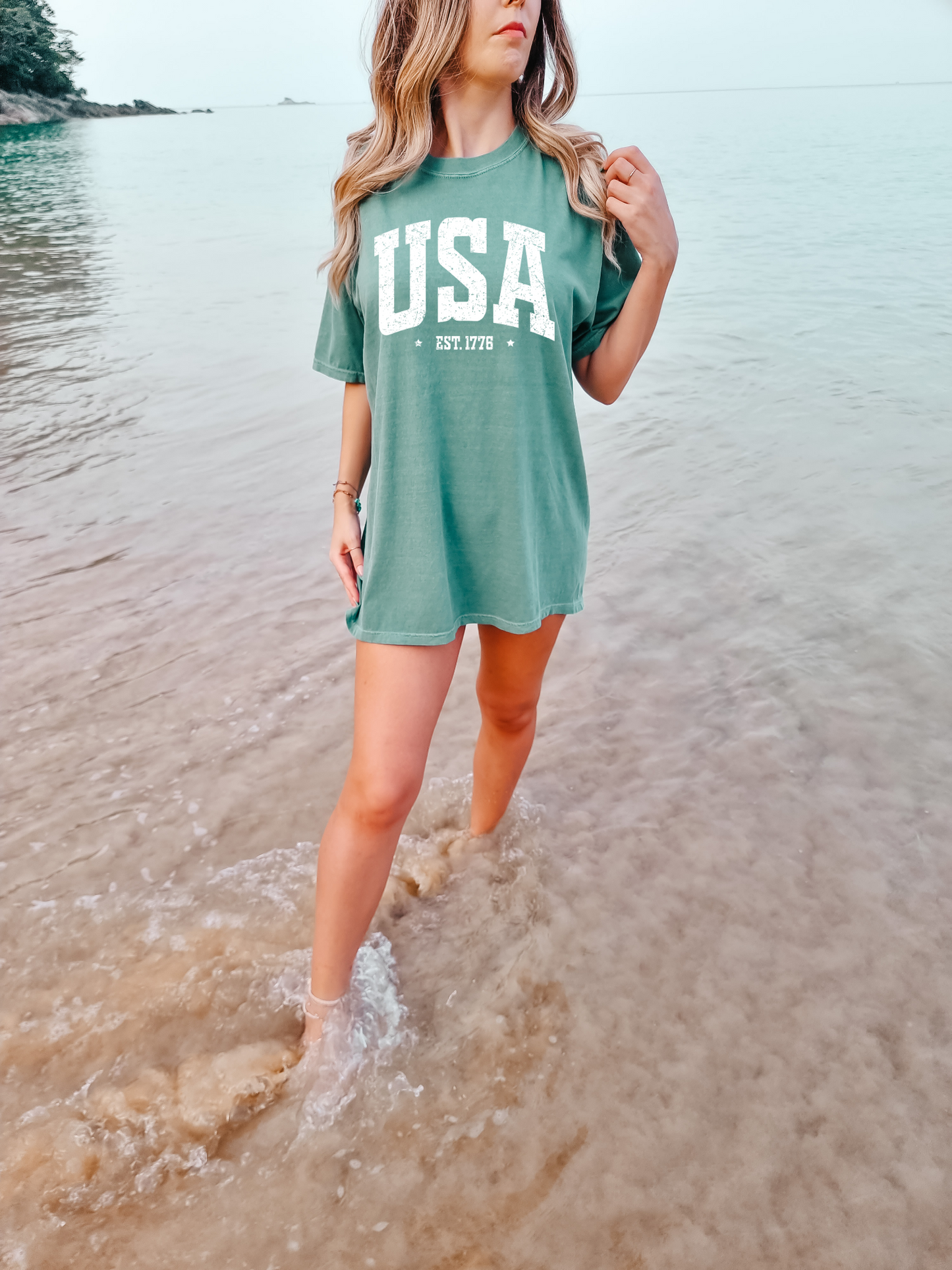 Simple USA Tee